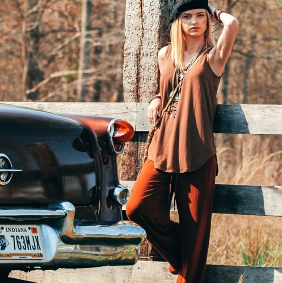 ♥️New boutique basic tunic tank - Picture 2 of 10